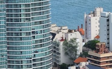 Apartamentos_en_Venta_en_Carrasco_Qué_Debes_Saber