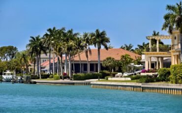 Invertir_en_Propiedades_en_Punta_Gorda_Guía_para_Compradores