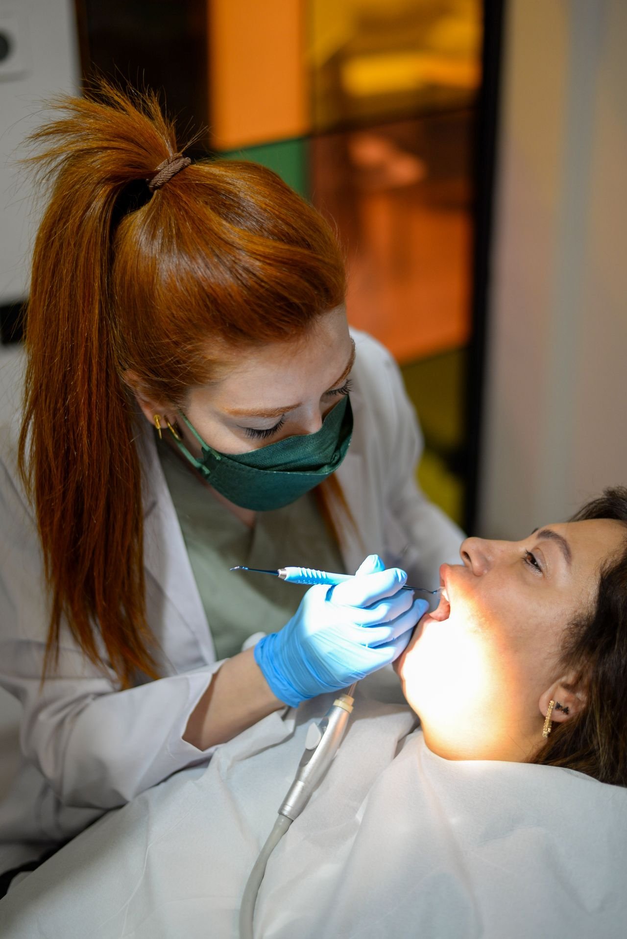 Problemas_Dentales_Más_Comunes_y_Cómo_Prevenirlos